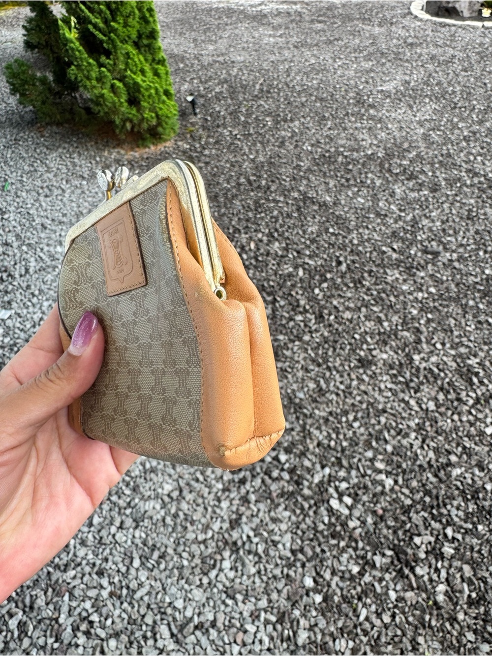 Celine Vintage Macadam Kiss Lock Coin Purse / Wallet Beige Tan Italy - Picture 6 of 10